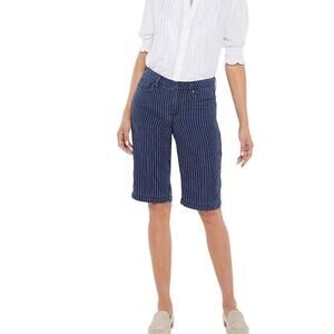 NWT NYDJ Relaxed Bermuda blue stripe linen blend Agua size‎ 0 capsule modest